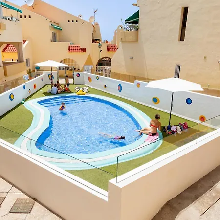 公寓 Two Bedrooms In *